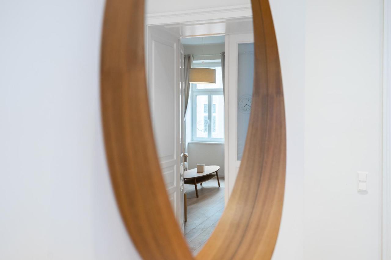 Modernes Apartment Im Charmanten Cottage Viertel Wina Bagian luar foto