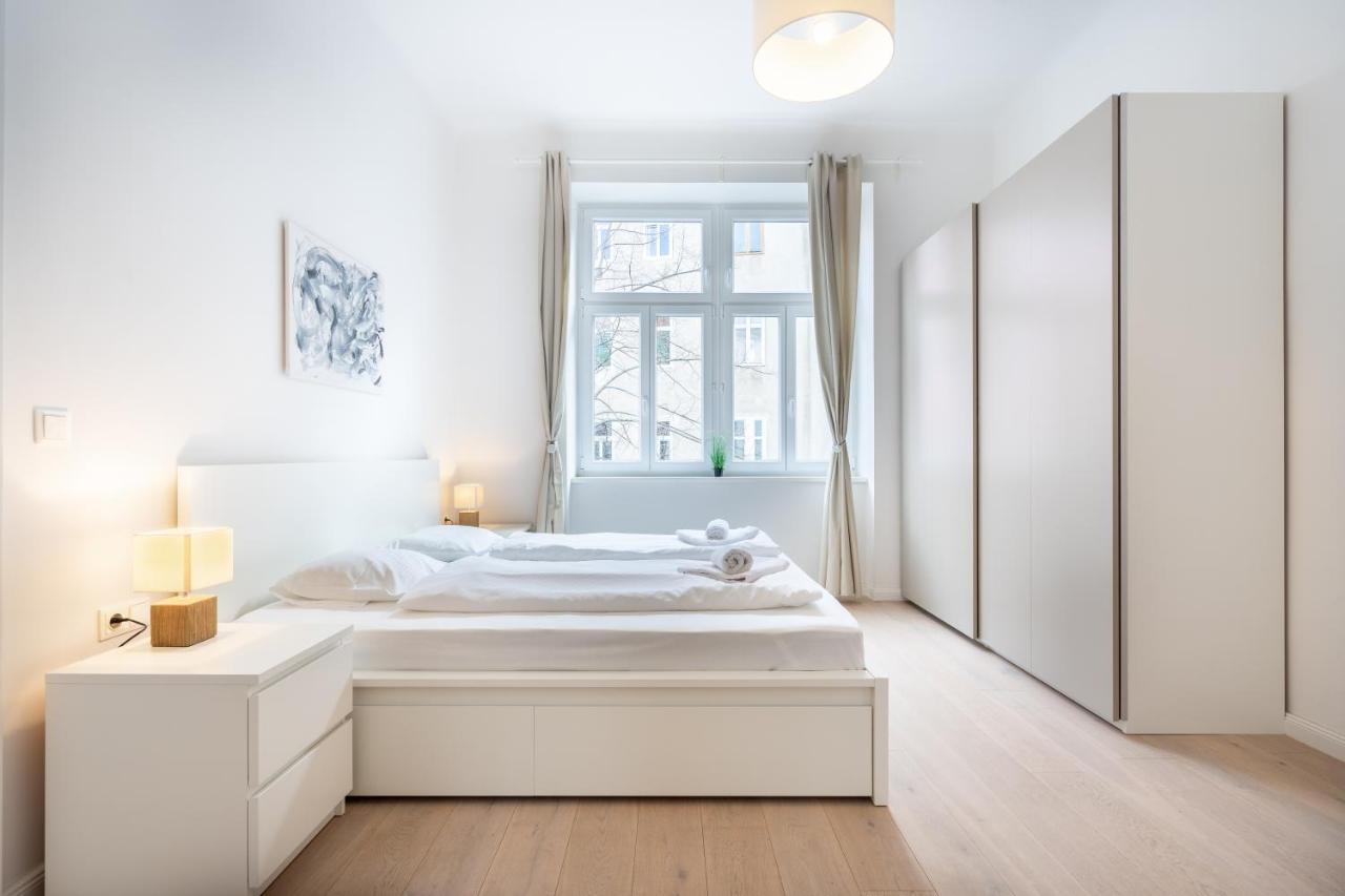 Modernes Apartment Im Charmanten Cottage Viertel Wina Bagian luar foto