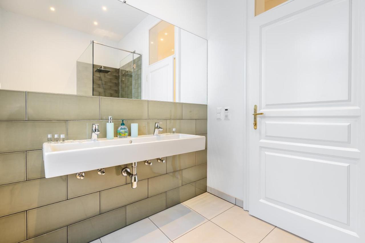 Modernes Apartment Im Charmanten Cottage Viertel Wina Bagian luar foto