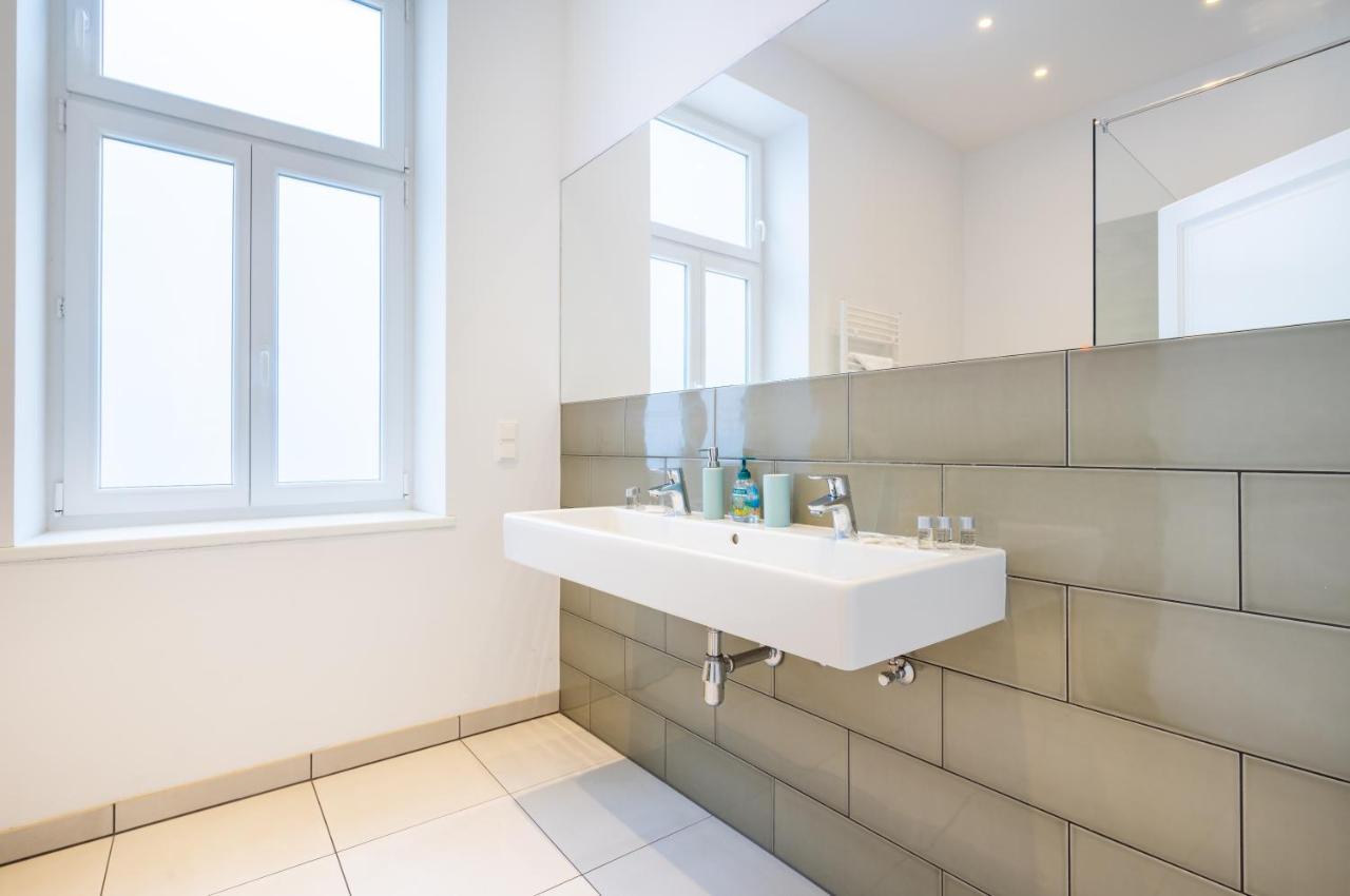 Modernes Apartment Im Charmanten Cottage Viertel Wina Bagian luar foto